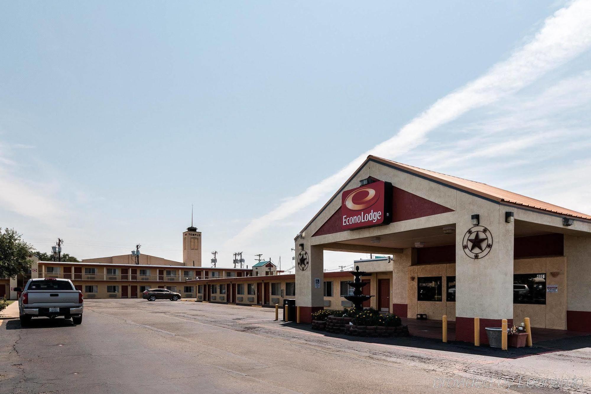 Lone Star Inn Lubbock Exterior photo