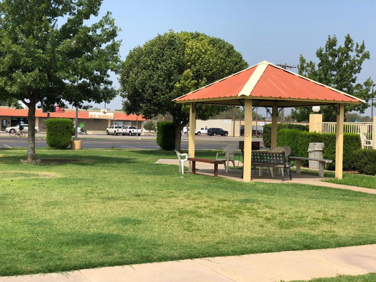 Lone Star Inn Lubbock Exterior photo