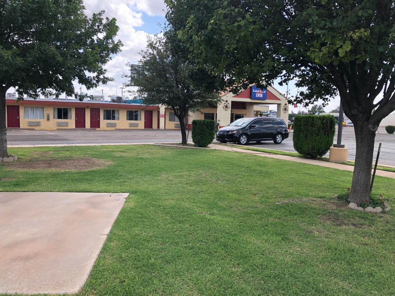 Lone Star Inn Lubbock Exterior photo